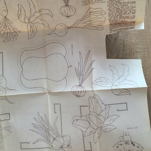 3 Packages of vintage Hot Iron Transfers. - Picture 5 of 8